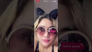 tante safitri goyang