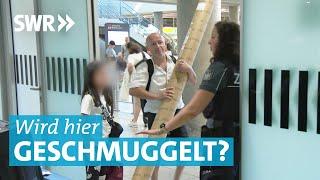 Hier wird kontrolliert! Unterwegs mit dem Zoll am Flughafen Stuttgart