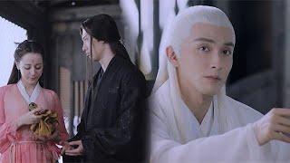 Fengjiu and Yanchi Wu whispered close to each other. The emperor was jealous and angry!