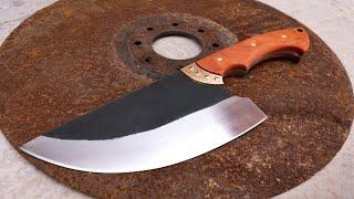 Fabricación de un gran cuchillo a partir de un disco de sembradora