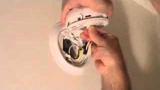 How to replace a smoke alarm detector