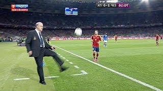 Crazy Managers Skills & Goals in Football Match