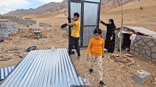 Building a courtyard door with the efforts of Majid and Mahtab