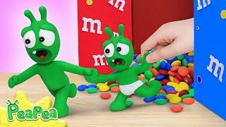 Pea Pea Rescues Little Brother Lost in the Candy Maze - Educational Videos for Kids - Pea Pea