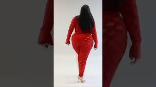 Glamorous  models lifestyle curvy woman in fall moment fstyle. plus size women beauty. #fashion.