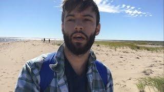 HIKING A BEAUTIFUL 12 KM SAND DUNE