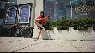 Traveling busker makes stop in Hampton Roads