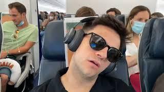 Ampeter Durmiendo en un Avión en Cámara Rápida