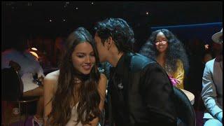 Grammy 2022 - BTS V flirtingw/ Olivia Rodrigo