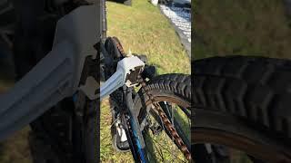 How to clean Rusty Bike Chains #rvlife #rvliving #rvlifestyle #bicycle