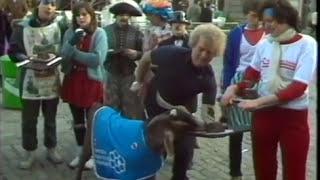 Christmas Pudding Race | Quirky News | Goat enjoys a Christmas pudding | TN-82-093-020