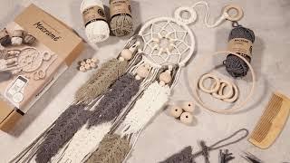 Inspiration: DIY modern macramé dreamcatcher