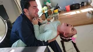 cosquillas para Myah