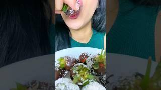 ASMR CHOCOLATE STRAWBERRIES | EATING SOUNDS