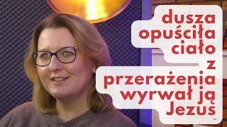 Po tarocie wyszła z ciała w ciemności spotkała Jezusa i teraz maluje prorocze serca. Świadectwo Gosi