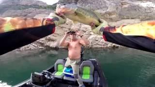 Рыбалка в Испании с гидом.Embalse Tous,pesca black bass desde el embarcacion.