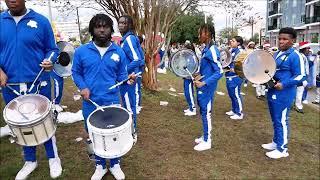 Young Audience Drumline performance 2023 @ Childrens hospital holiday parade (HD) 4K