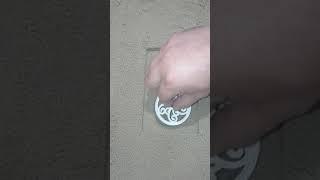 The master creates miracles from molten metal on sand