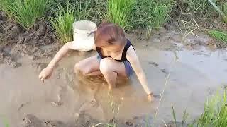 WOW Sexy Girl Fishing at battambang Province in cambodia Traditional Fishingpart68