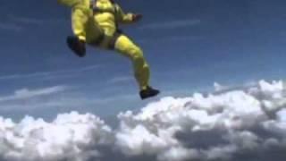 Golden Life - Helikopter ( Skydive )