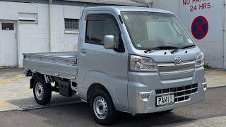 5868- 2019 Daihatsu Hijet 4WD Difflock Truck