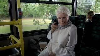 Tracey Ullman's Show S01e06 - Dame Judi Dench - Bus