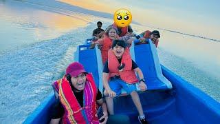 Hamari boat jheel me ulat gai  || first time khatarnak boat ki ride ki || Dado rony lag gai  ||