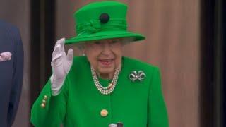 Queen Elizabeth Closes Out Platinum Jubilee With Surprise Appearance