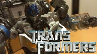 Stinger vs The Autobots / Transformers STOP MOTION