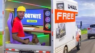 I Built A PRO Gaming Setup In A Moving Truck ( Anker Solix)