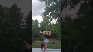 twin vs twin handstand challenge