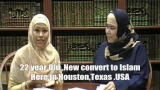 Latina  Musulmana   ./  Converted to Islam.