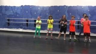 Cha Cha slide Zumba for kids!!! (Zumbatomic)