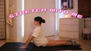 STRETCH WITH ME // my bedtime stretching routine ‍️