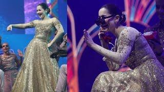 Enjoy HANIA AMIR Dance Performance in AWARD SHOW  #awardshow  #londonshow  #Haniaamir