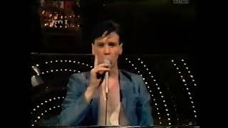 Simple Minds : New Gold Dream  (Remastered Stereo) Subtitles