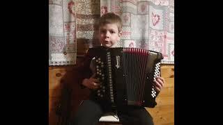"Ладушки" русская народная песня. Исполняет Кузьма Смирнов, 6 лет #баян #выборныйбаян