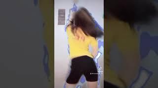 MEGHAN TRAINOR- TITLE TIKTOK DANCE CHALLENGE