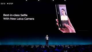 Mate X foldable phone camera feature  #matex #mwc2019 #huaweimwc