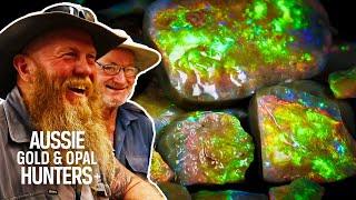 The Bushmen Find Spectrum Opals Worth $100,000! | Outback Opal Hunters