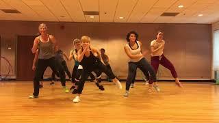 “WAKA WAKA” Shakira - Dance Fitness Workout Valeo Club