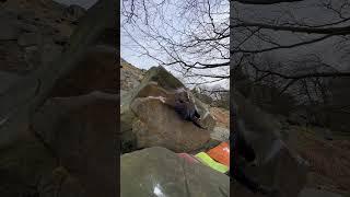 Strange plantation - The Green Traverse f7A/V6 #climbing #bouldering