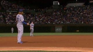 Lights go out at Wrigley, Cubs protest game