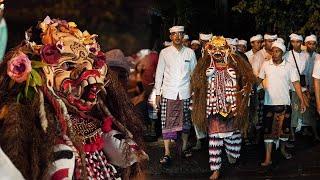 RATU GEDE MANIK UBUD MESOLAH RING CATUS PATA, eedan Karya Pura Batur Sari.