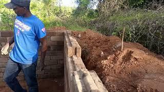 How To Build With Interlocking Bricks MAKIGA(ISSB) In Kenya/Beautiful & Affordable ( ISSSB)