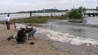 hamburg wittenbergen  wenn ein schiff zu schnell ist