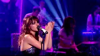 Gabrielle Aplin - Sweet Nothing (Live on Graham Norton)