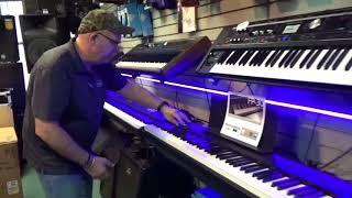 Roland FP 30 Digital Piano Demo