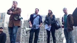 No Pants Subway Ride in NY 2016