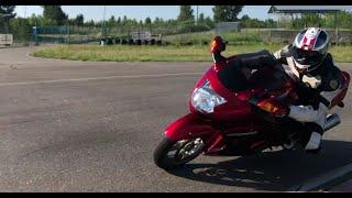 Отзыв владельца Honda CBR1100XX Superblackbird.